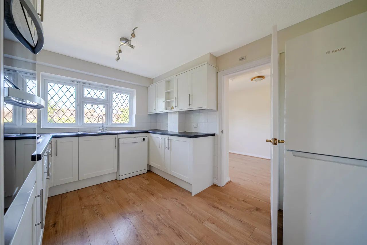 Fox Dene, Godalming, GU7, photo 3