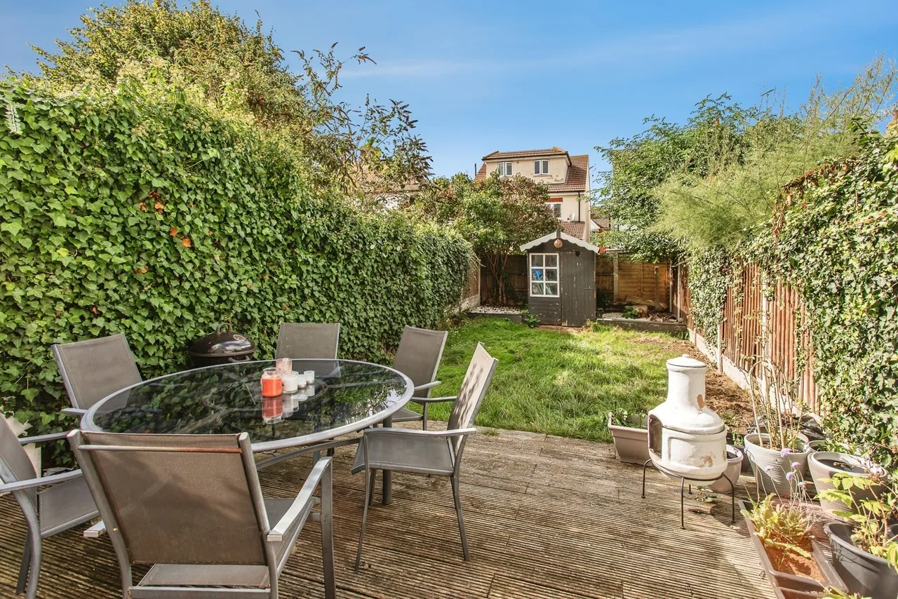 Sandown Avenue, Westcliff-on-Sea, Essex, SS0, photo 6