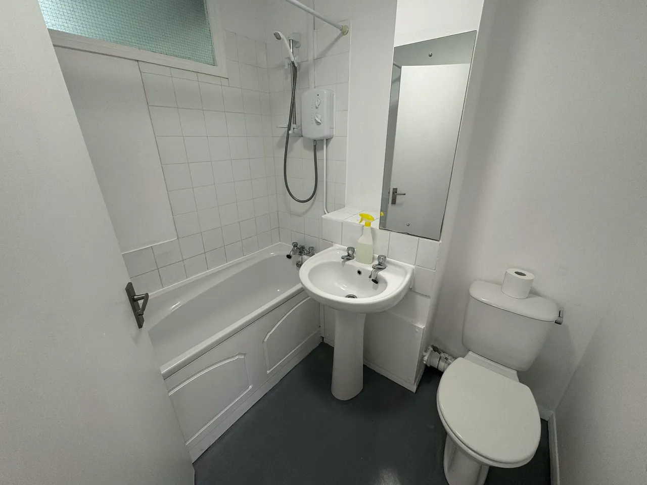 Huxley Close, Northolt, UB5, photo 6
