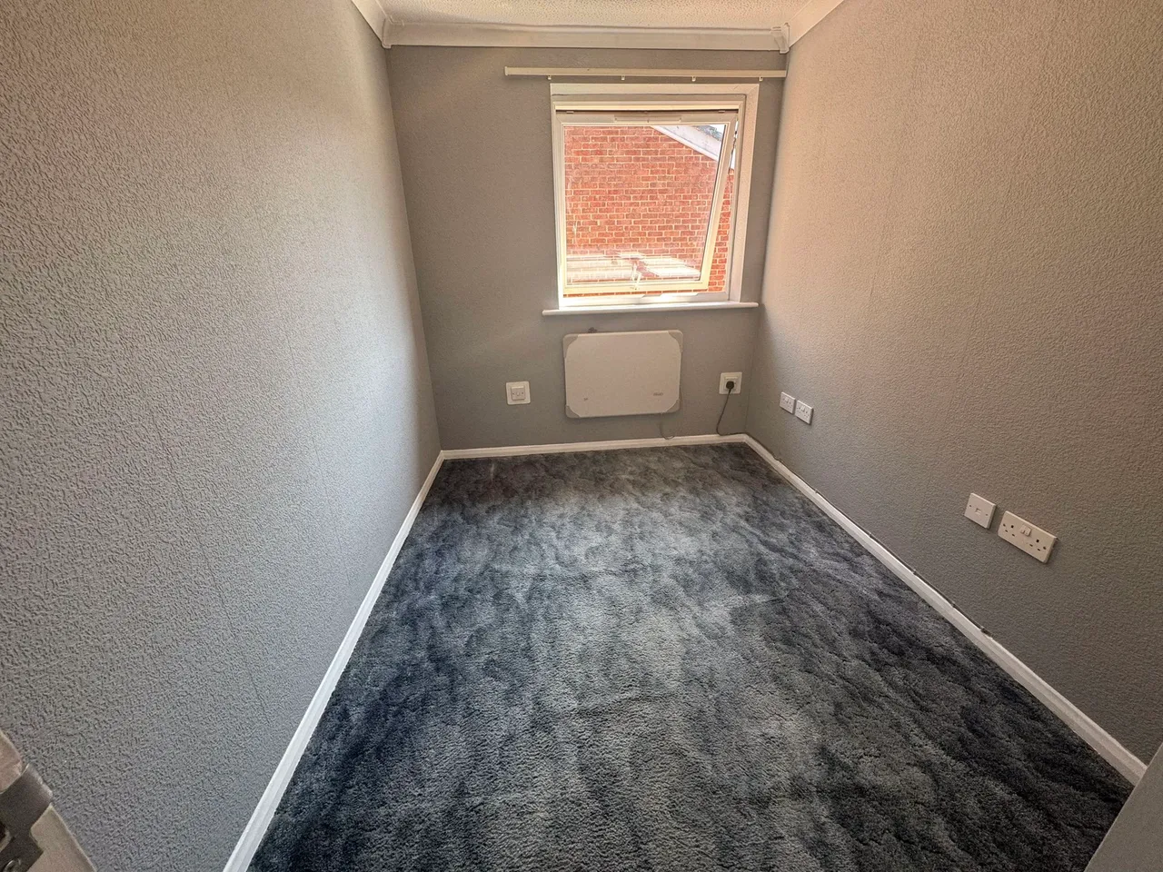 Huxley Close, Northolt, UB5, photo 4