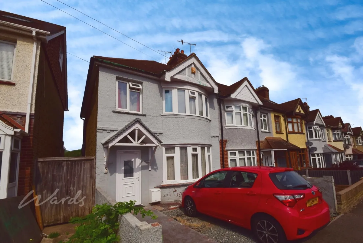 3 bed house to rent, Featherby Road, Gillingham, ME8