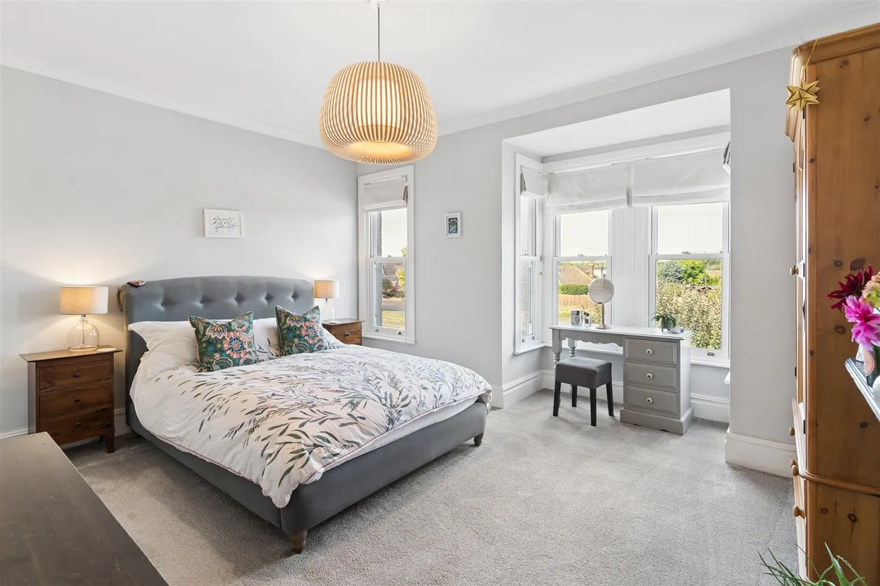 Wolverton Road, Newport Pagnell, photo 15