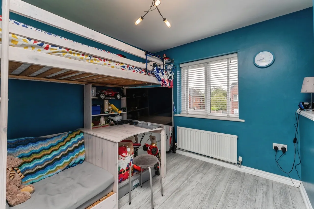 Trinity Road, Ellesmere Port, CH65, photo 30