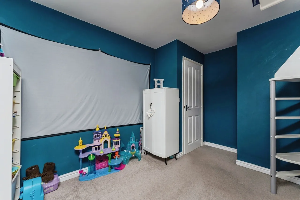 Trinity Road, Ellesmere Port, CH65, photo 32