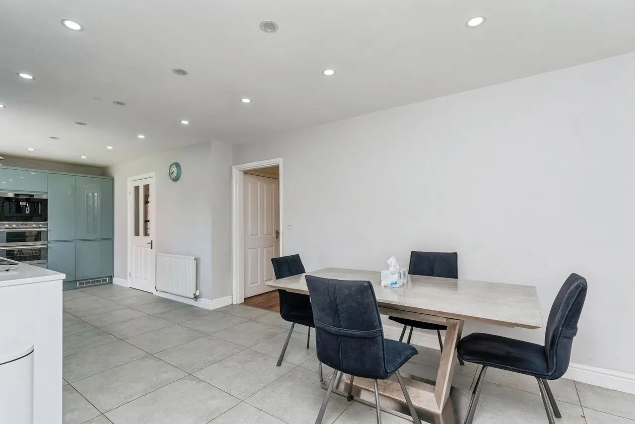 Trinity Road, Ellesmere Port, CH65, photo 7