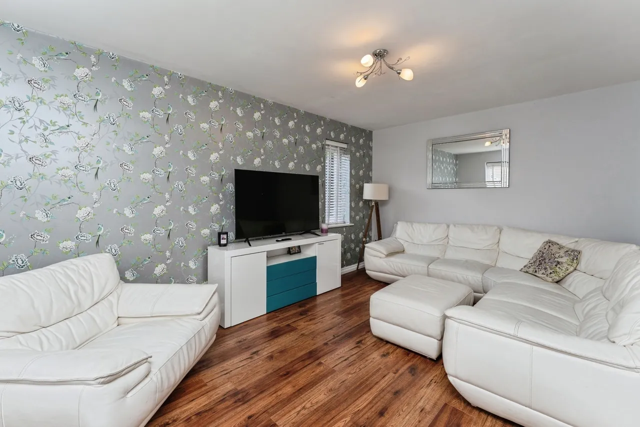 Trinity Road, Ellesmere Port, CH65, photo 14