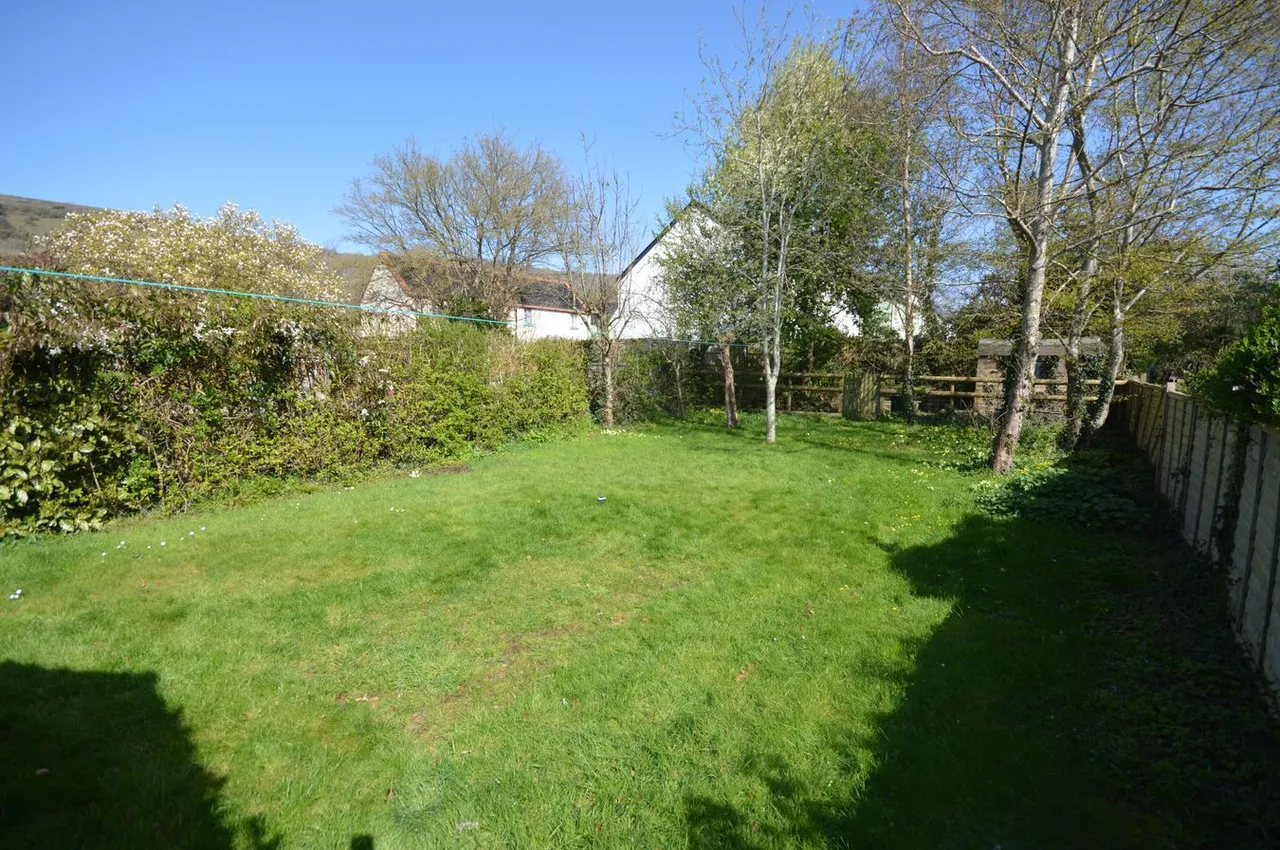 Parkfield, Axbridge, BS26, photo 16