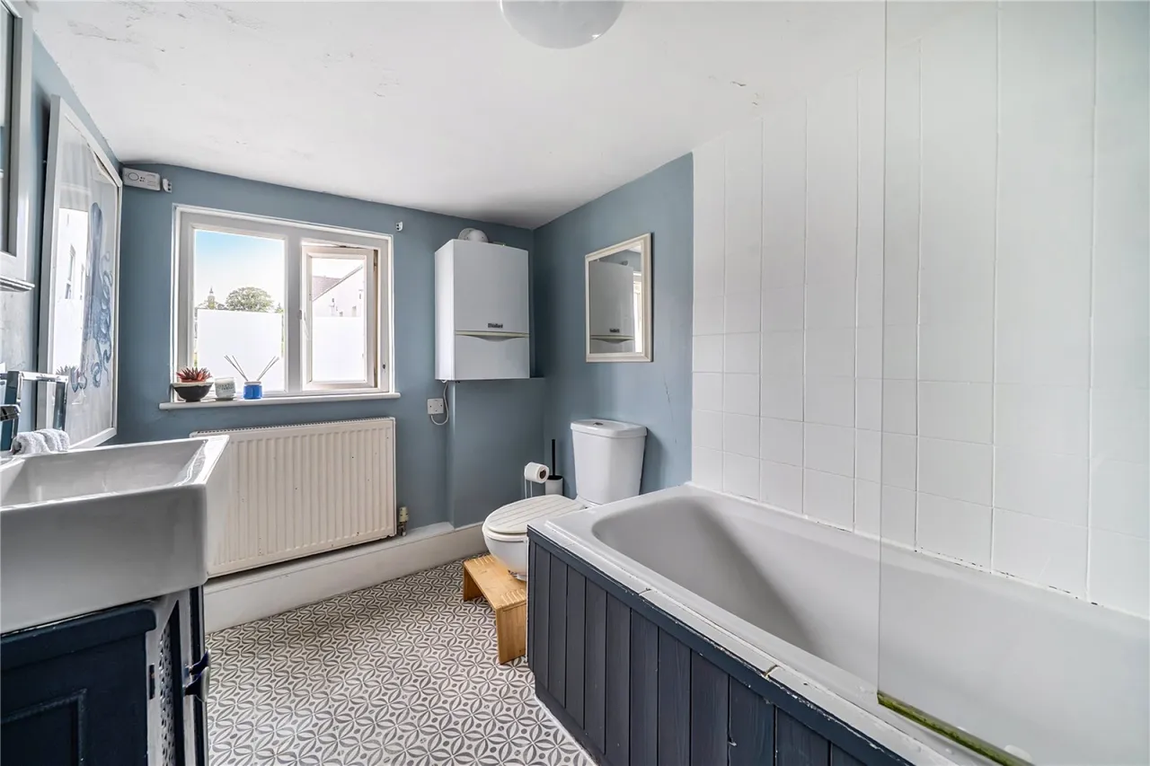 St Lukes Road, Cheltenham, GL53, photo 19
