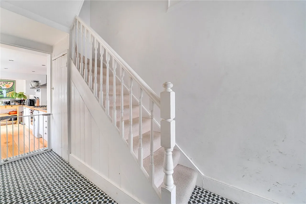 St Lukes Road, Cheltenham, GL53, photo 7