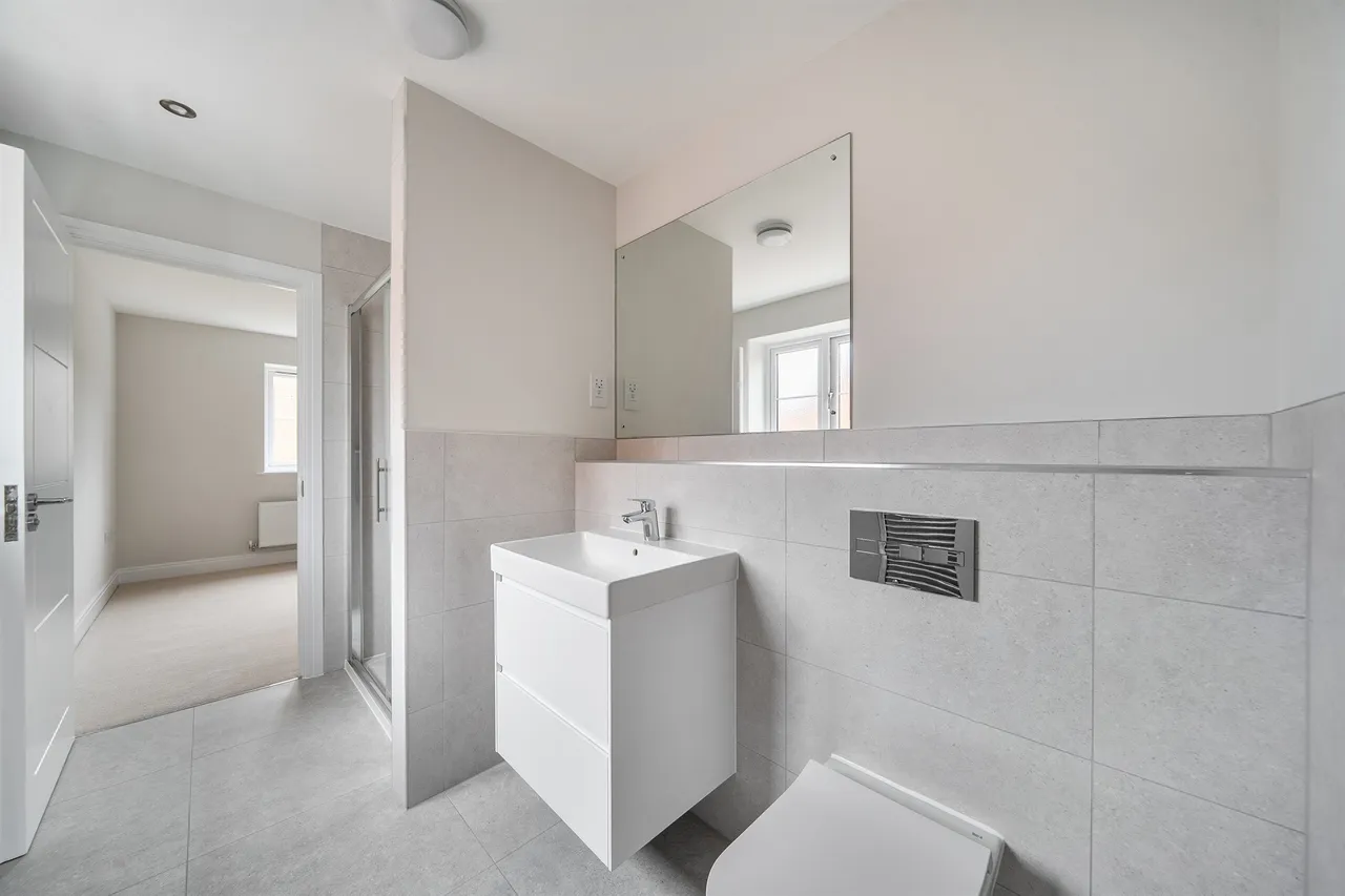 Folders Lane, Burgess Hill, RH15, photo 7