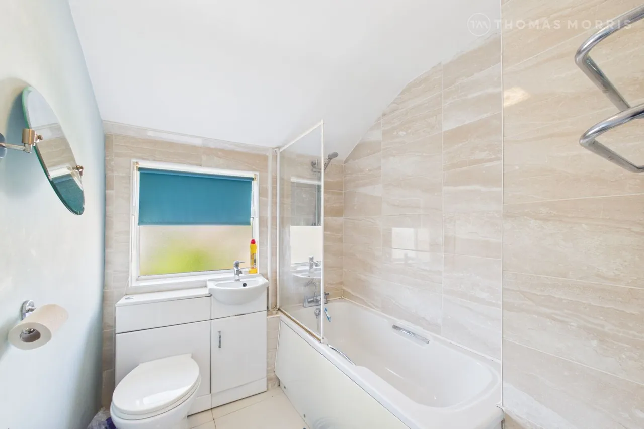 Hitchin Street, Biggleswade, SG18, photo 8