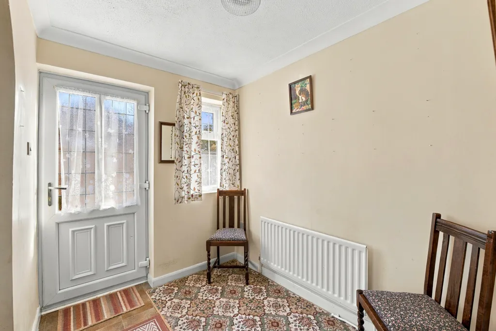 Snetterton Close, Lincoln, LN6, photo 6