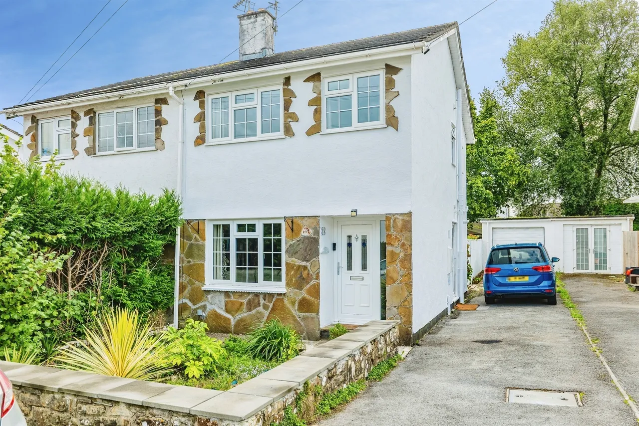 3 bed house for sale, Taliesin Close, Pencoed, CF35