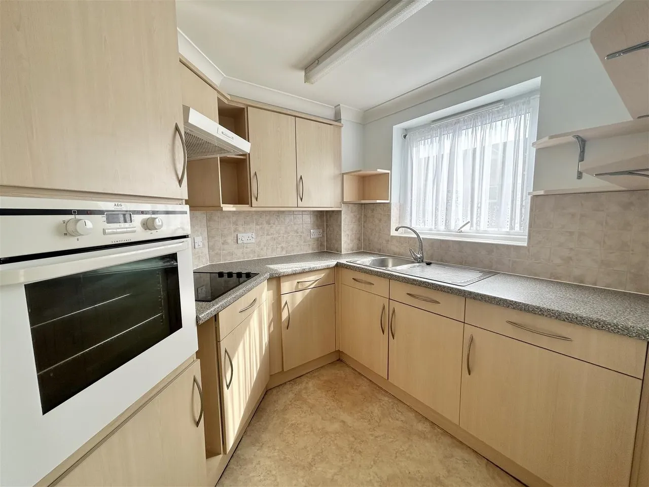 Harold Road, Margate, Kent CT9 2HN, photo 7