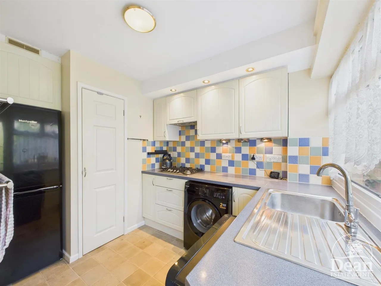 Ash Close, Lydney, photo 6