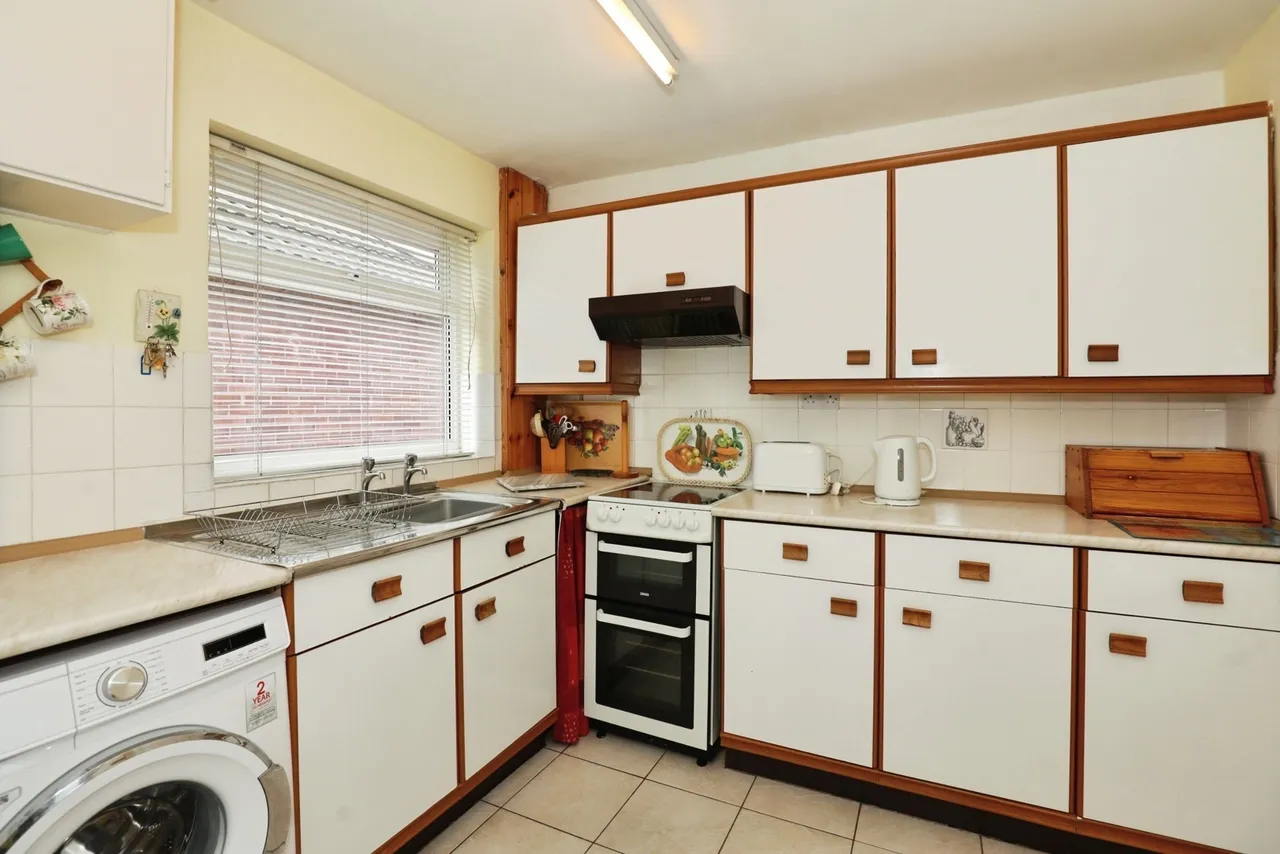 Merrills Avenue, Crewe, Cheshire, CW2, photo 7