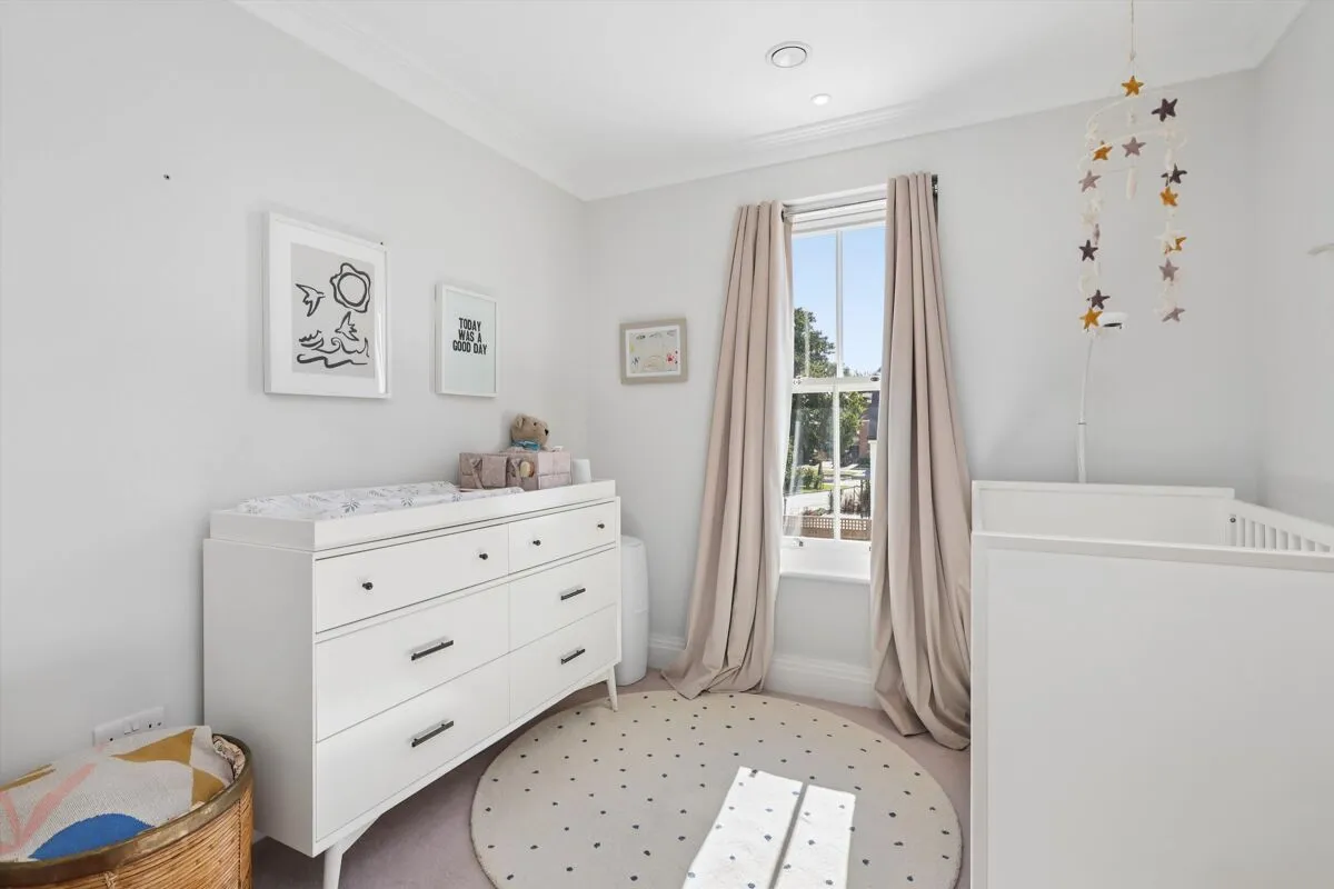 Broadoaks Park Road, West Byfleet, KT14, photo 17