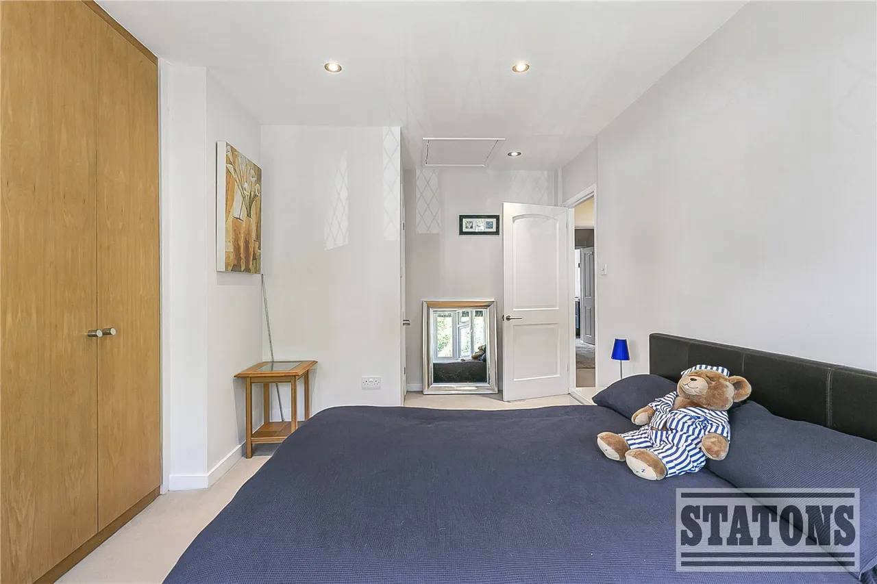 Parkgate Avenue, Hadley Wood, EN4 0NN, photo 21