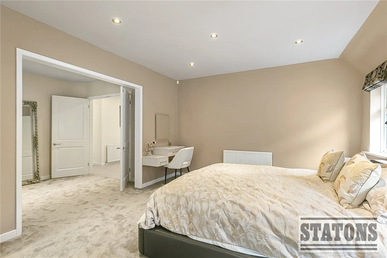 Parkgate Avenue, Hadley Wood, EN4 0NN, photo 17
