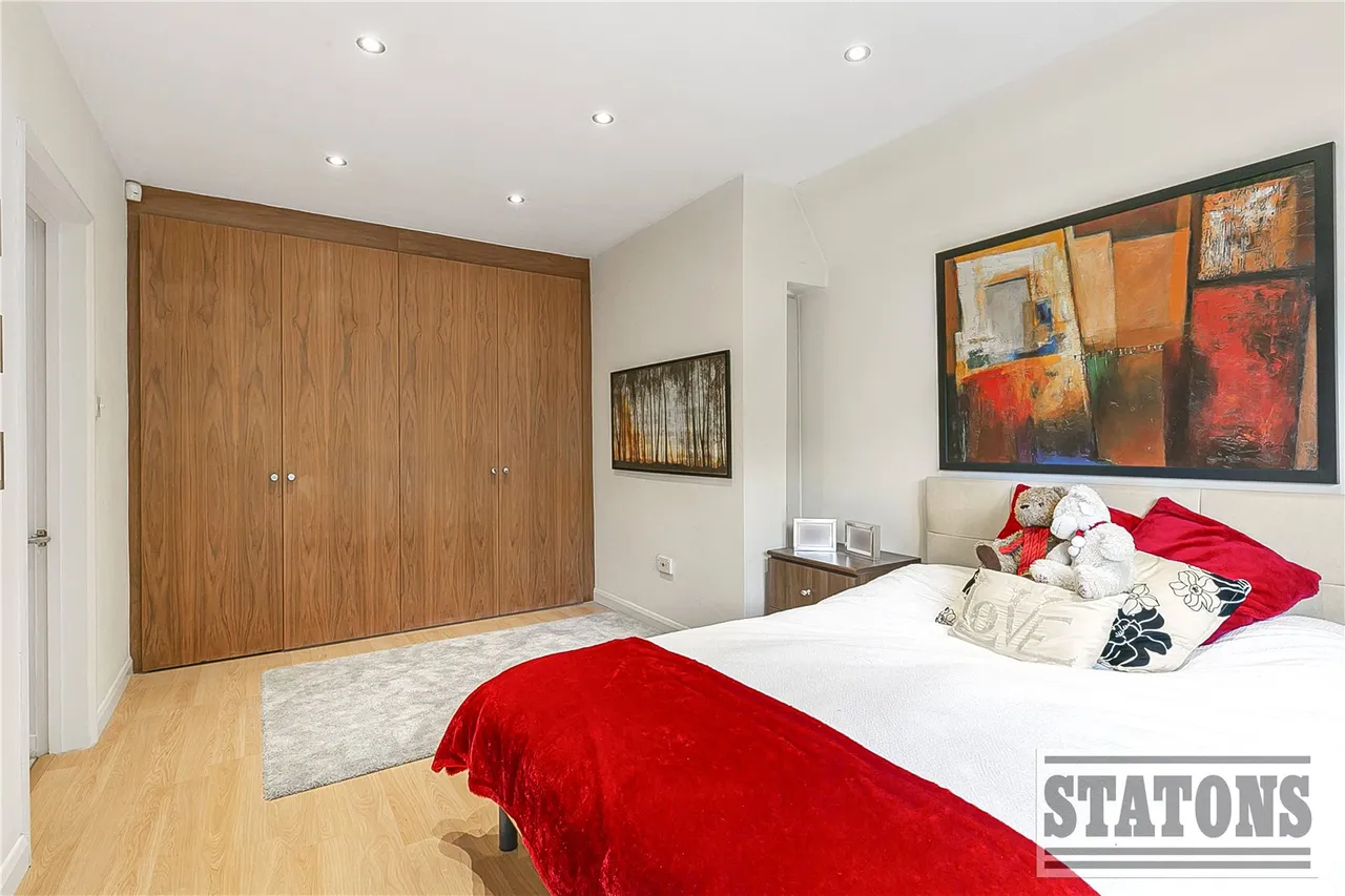 Parkgate Avenue, Hadley Wood, EN4 0NN, photo 24