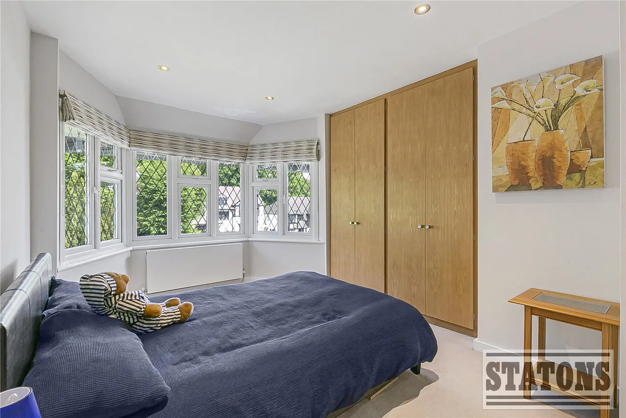 Parkgate Avenue, Hadley Wood, EN4 0NN, photo 20