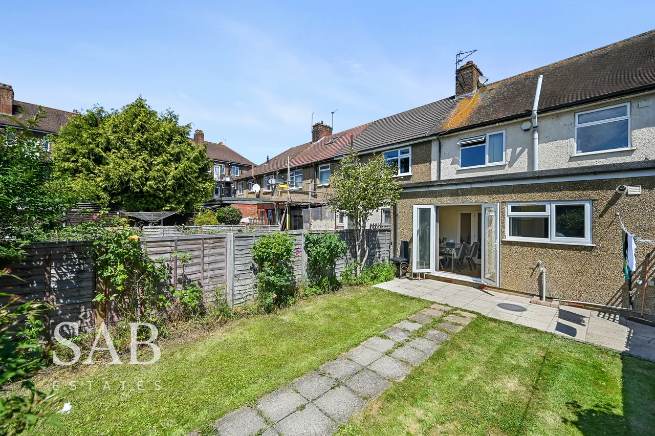 Ruislip Road, Greenford, UB6, photo 11