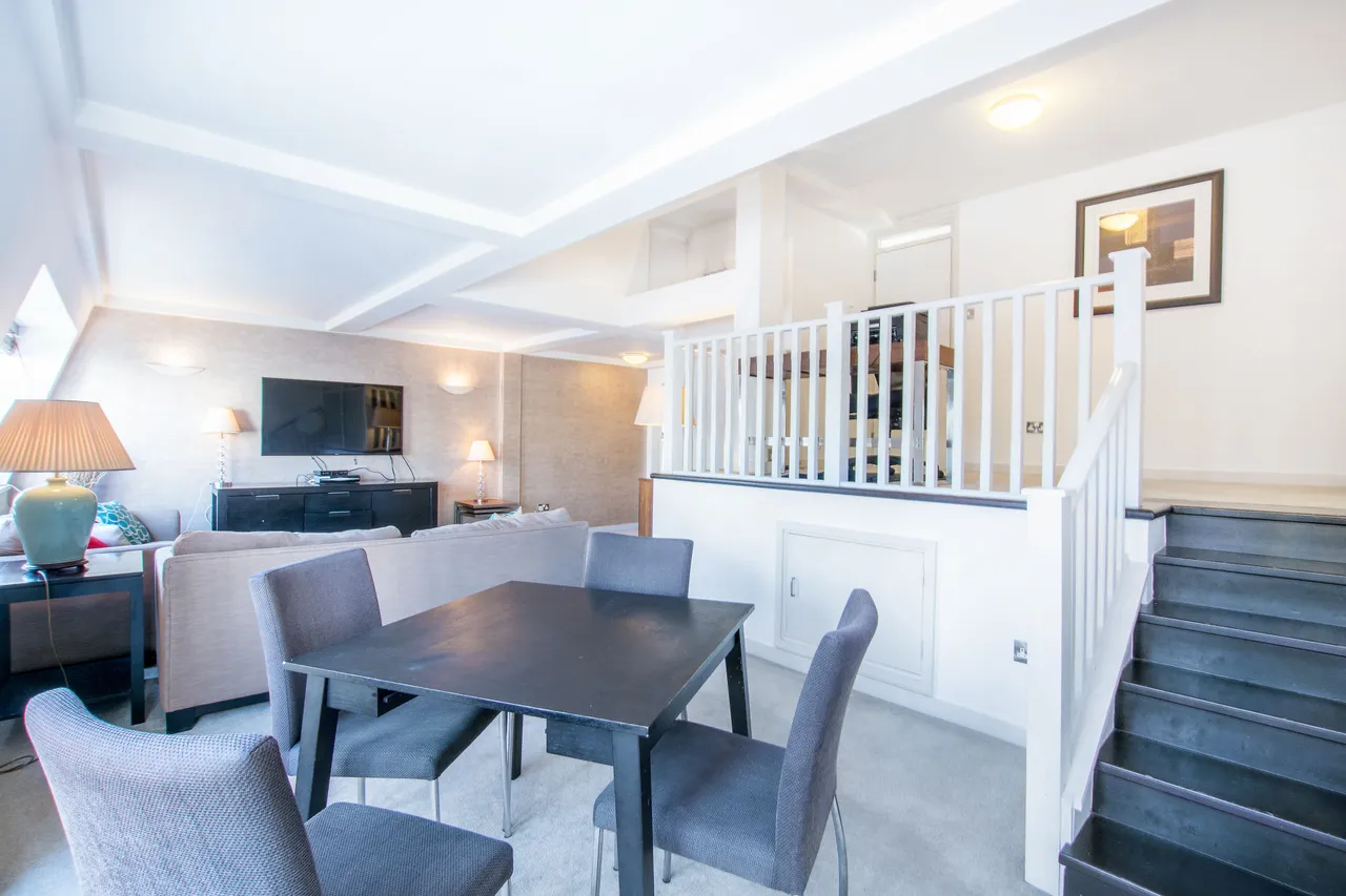 16 Glendore House, 30 Clarges Street, London, photo 10