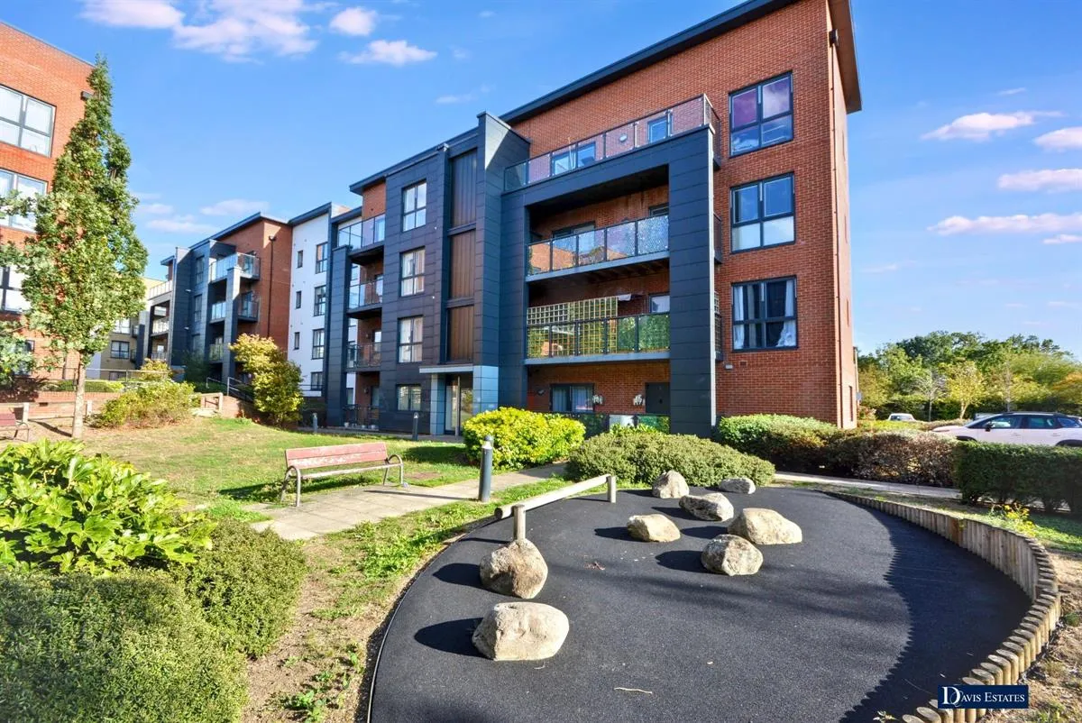 1 bed flat for sale, Firewood Lane, Kings Park