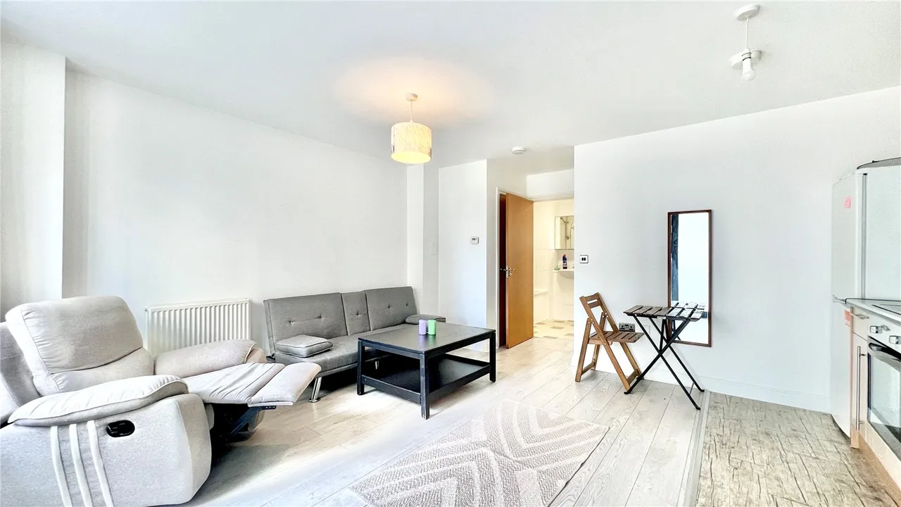 Charcot Road, Colindale, NW9, photo 4