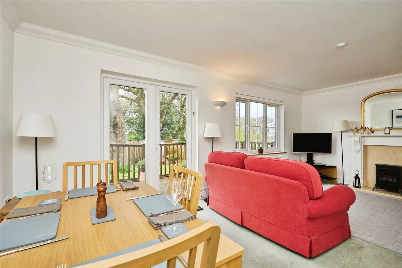 Eddington Road, Seaview, PO34, photo 3
