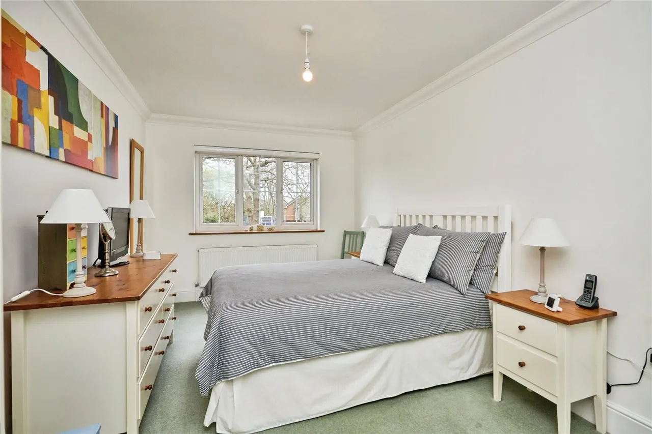 Eddington Road, Seaview, PO34, photo 11