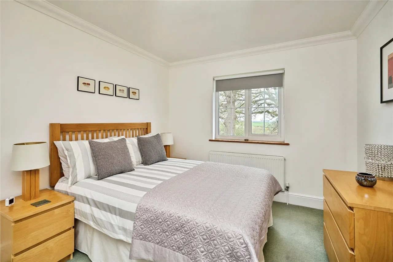Eddington Road, Seaview, PO34, photo 10