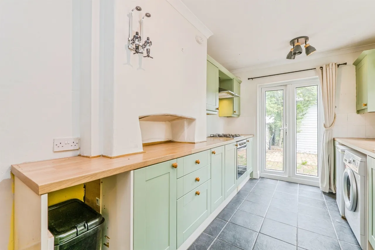 Inverness Place, Roath, CF24, photo 5