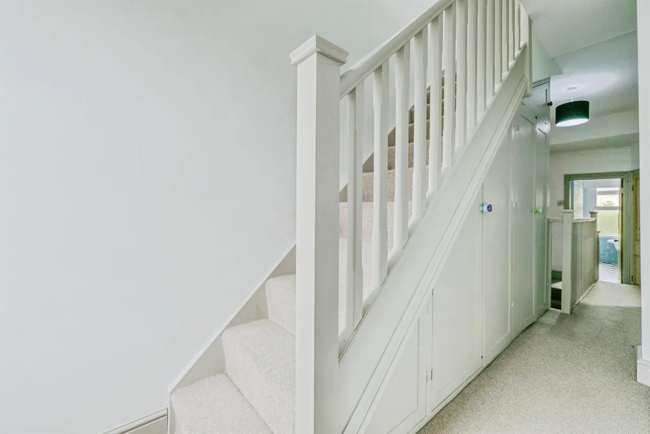 Inverness Place, Roath, CF24, photo 2