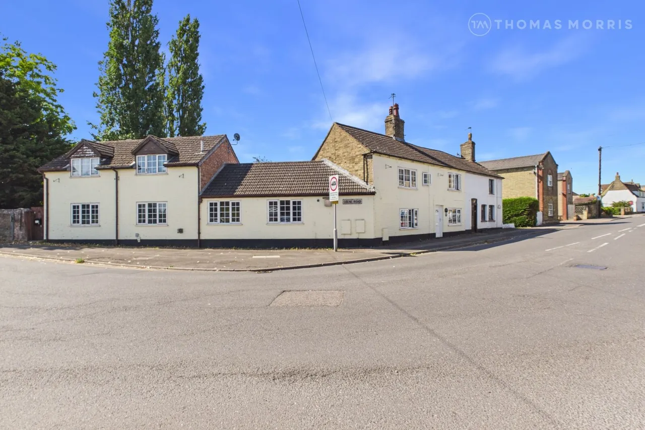 6 bed house for sale, High Street, Somersham, PE28
