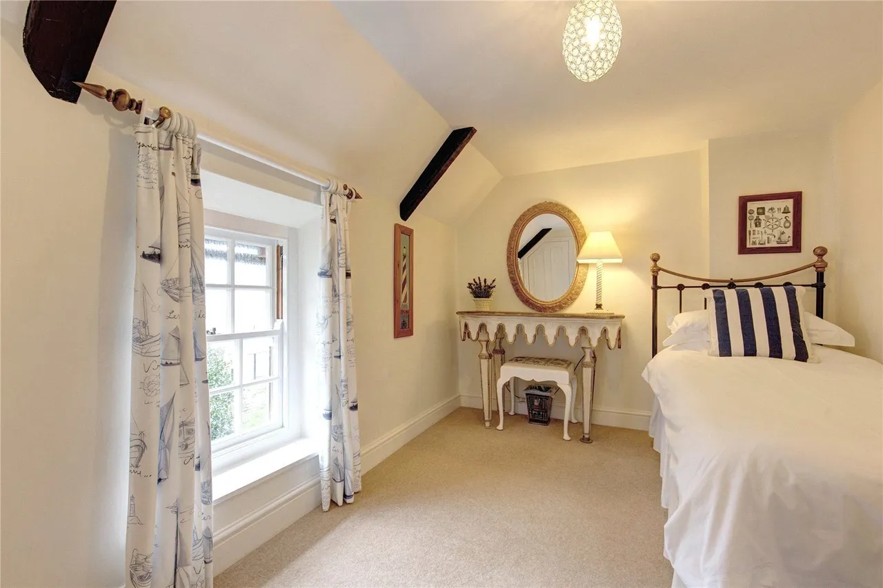 High Street, Blakeney, NR25, photo 22