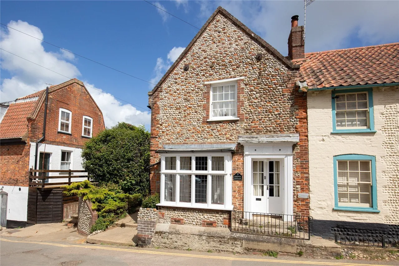 High Street, Blakeney, NR25, photo 36