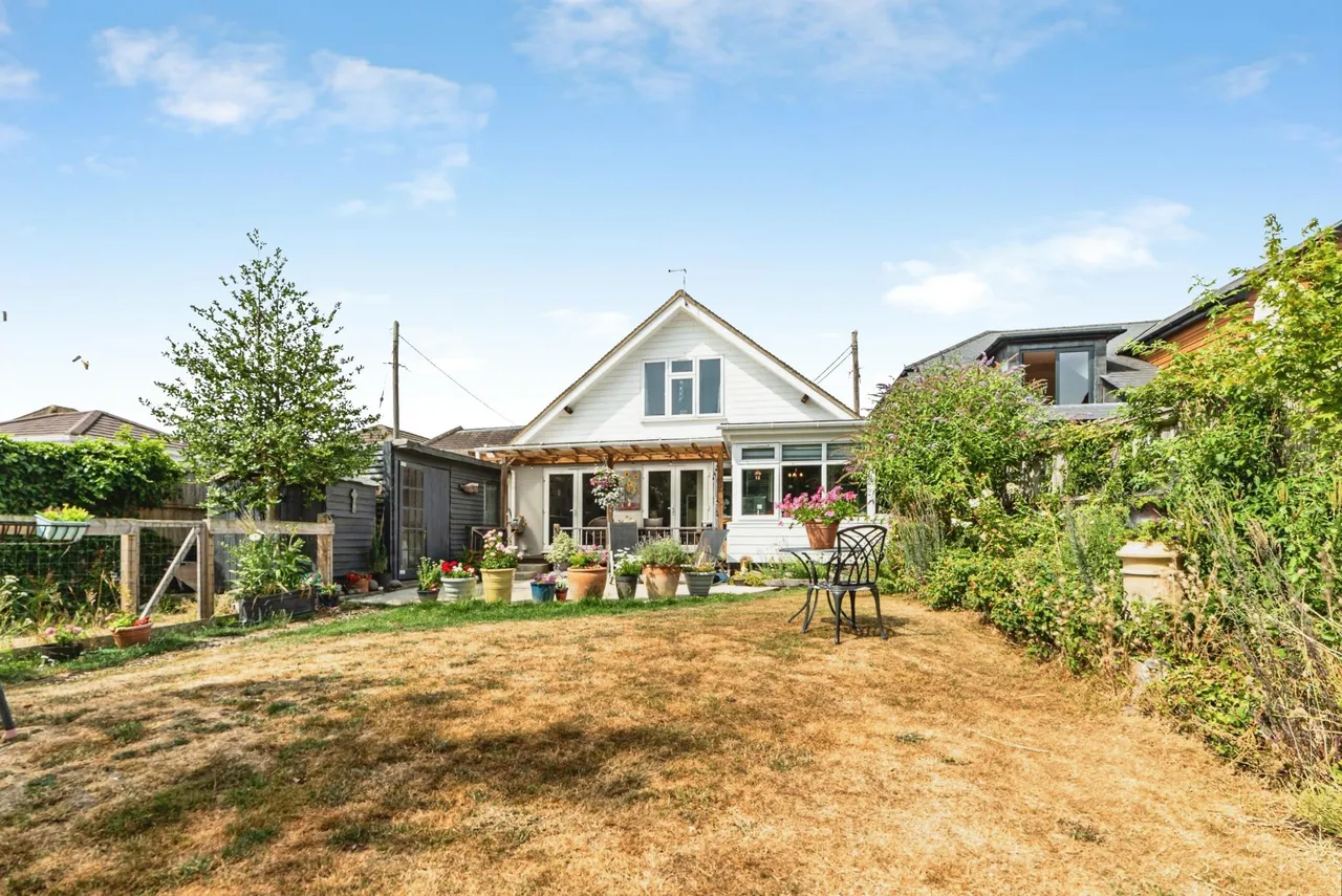 4 bed house for sale, Elmhurst Road, Thatcham, RG18