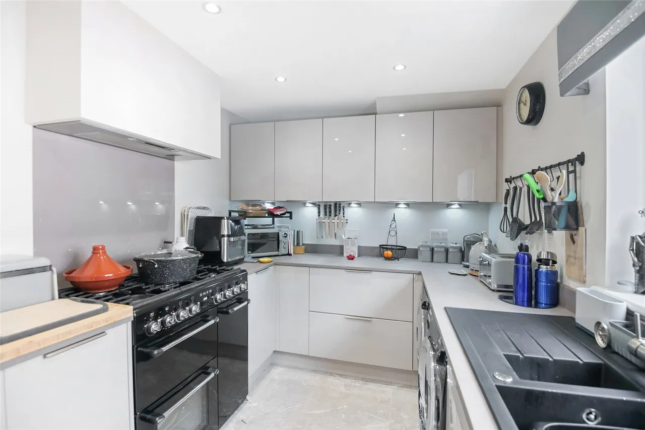 Kirkwall Avenue, Blantyre, G72, photo 9