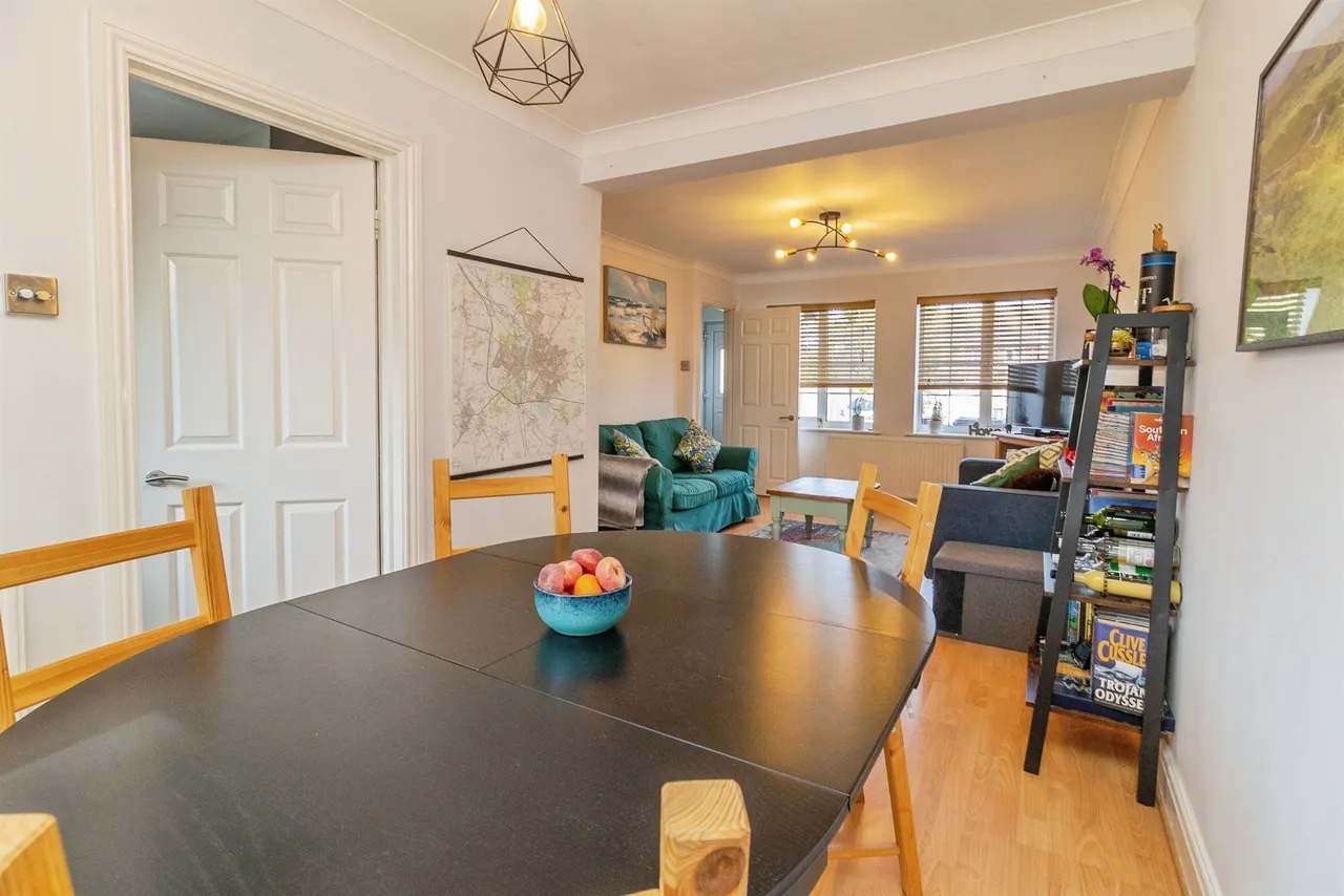 St Georges Close, Leighton Buzzard, LU7, photo 10