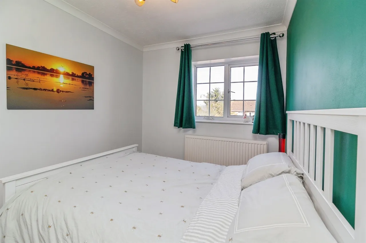 St Georges Close, Leighton Buzzard, LU7, photo 18