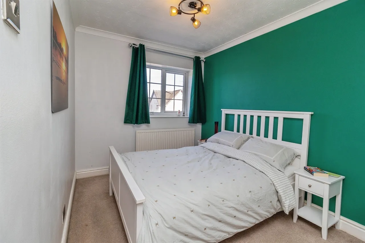 St Georges Close, Leighton Buzzard, LU7, photo 11