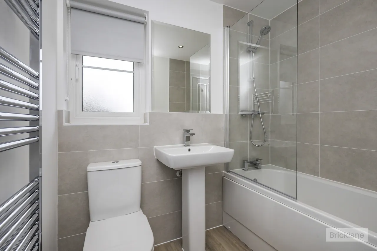 Tangmere Road, HAILSHAM, photo 10