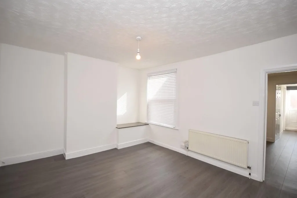 Abington Avenue, Abington, photo 3