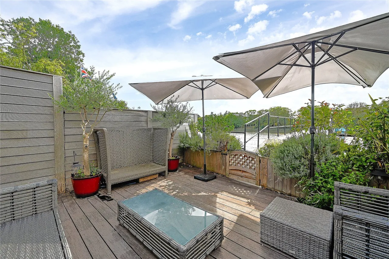 Grove Park Road, London, W4, photo 15