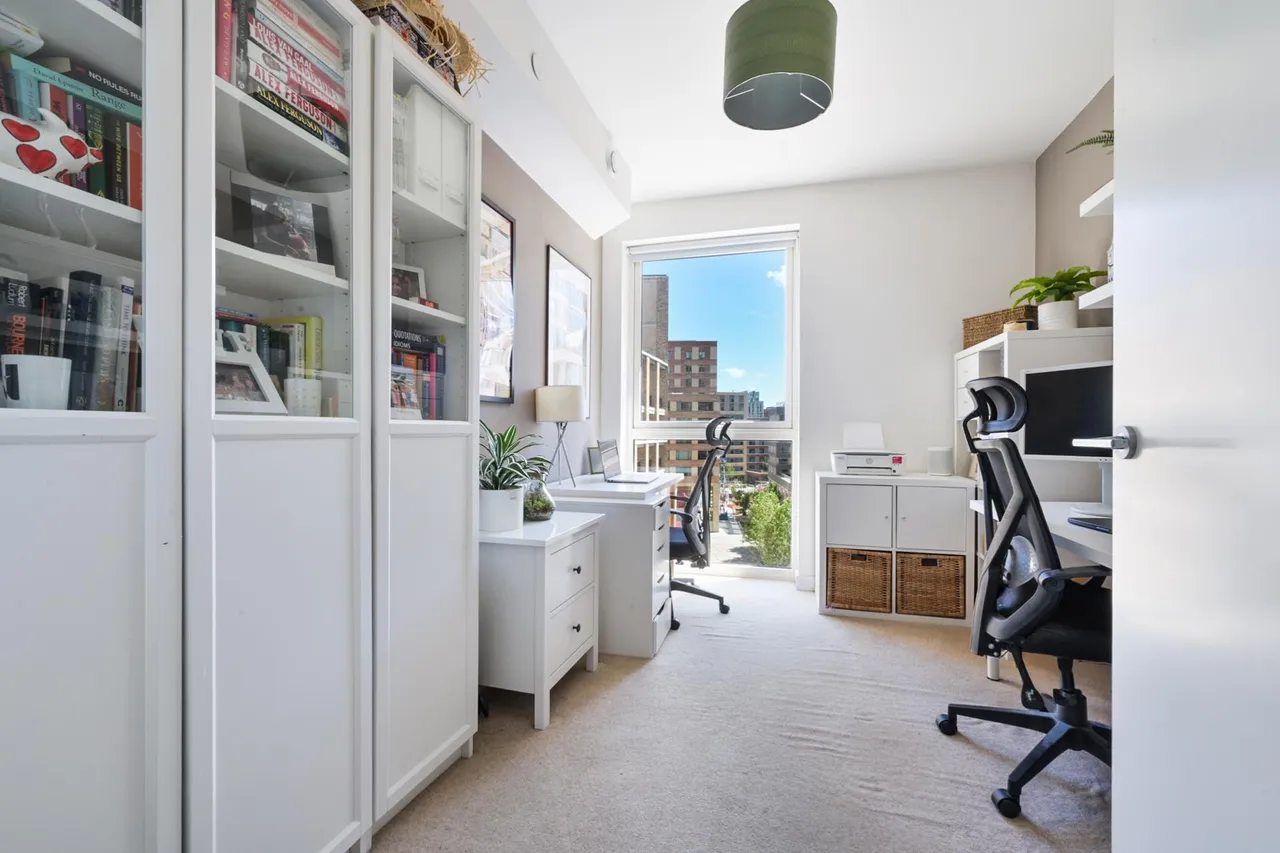 Charles Darwin House, E16, photo 10