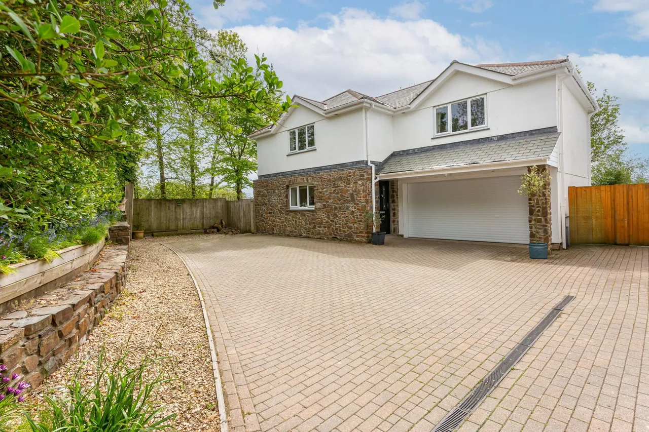 4 bed house for sale, Buckland Brewer, Nr Bideford