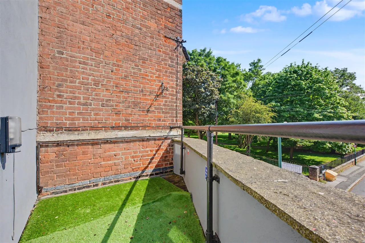 Loscoe Road, Nottingham, NG5, photo 9