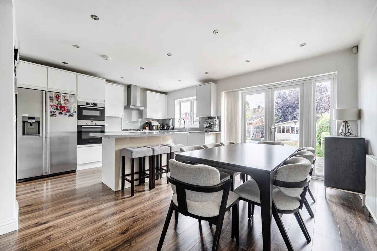 Haymill Road, Near Burnham, SL1, photo 15