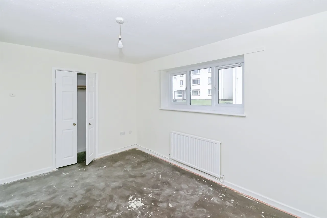 Irving Place, Barry, CF62, photo 8